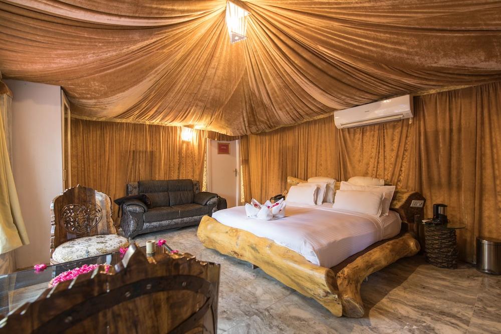 Lohagarh Fort Resort Kukas Kültér fotó